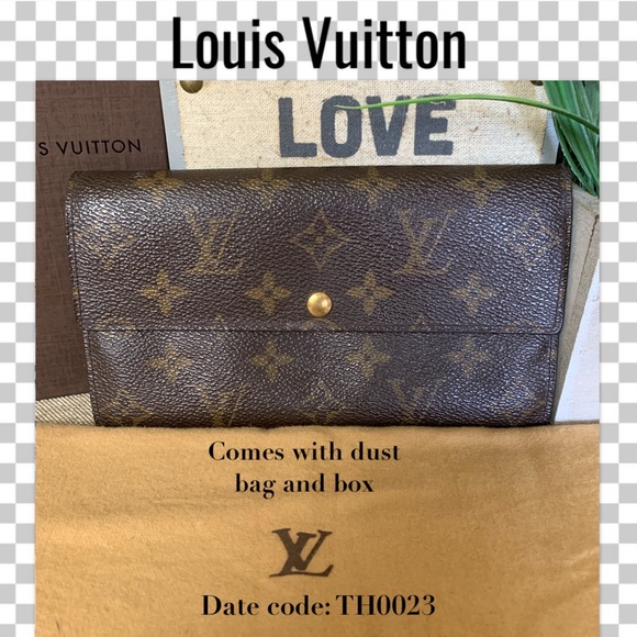 Louis Vuitton Handbags - Louis Vuitton wallet portefeuille sarah bifold